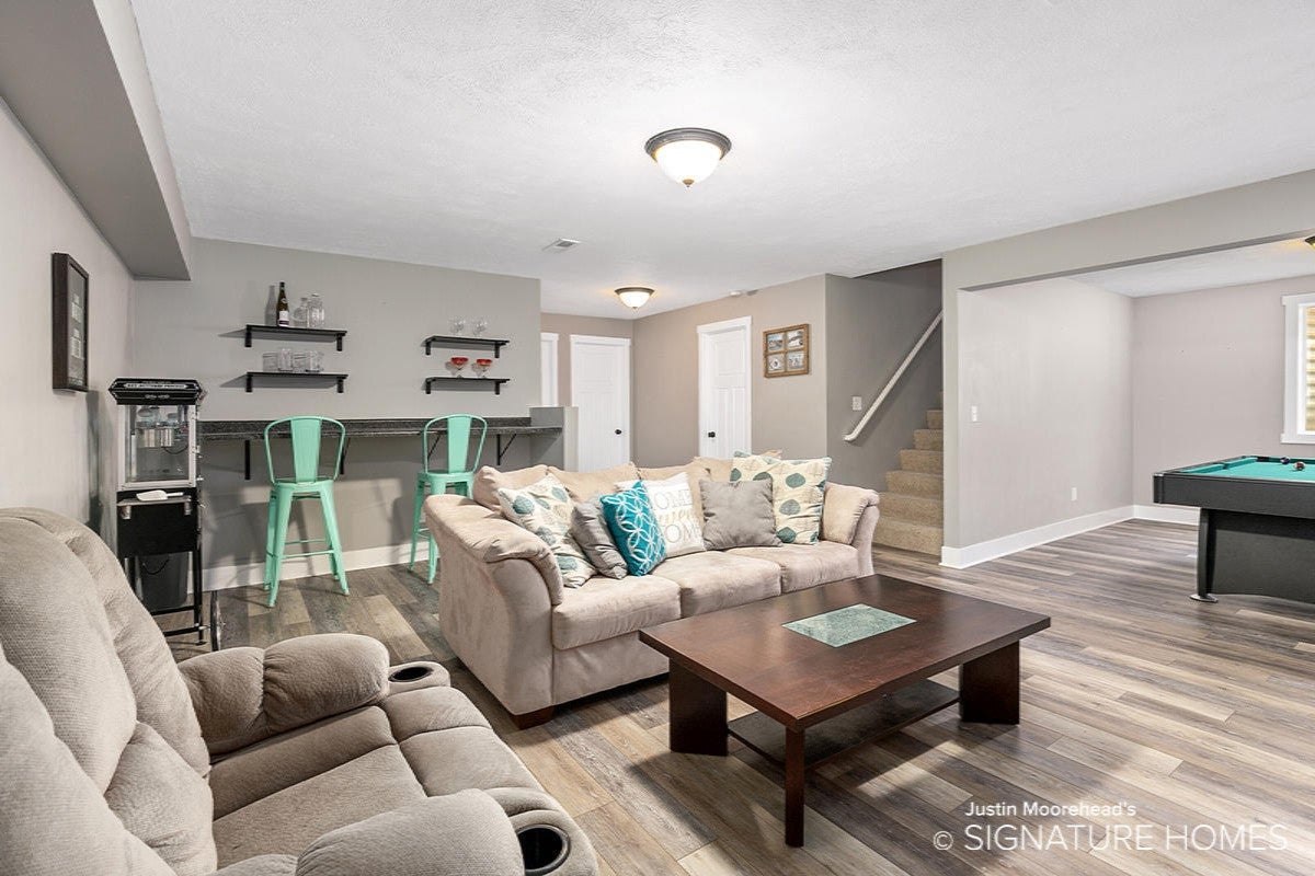 20220822083303360218000000-o